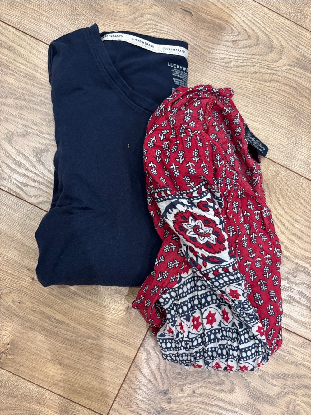 Lucky Brand Bundle Red Floral Print Womens Top with Navy Tee Layer